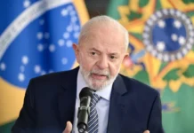 Governo Lula anuncia reajuste de 15% para o Bolsa Família