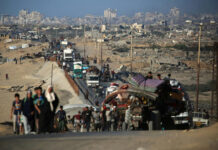 Israel assassina mais de 100 palestinos em Gaza