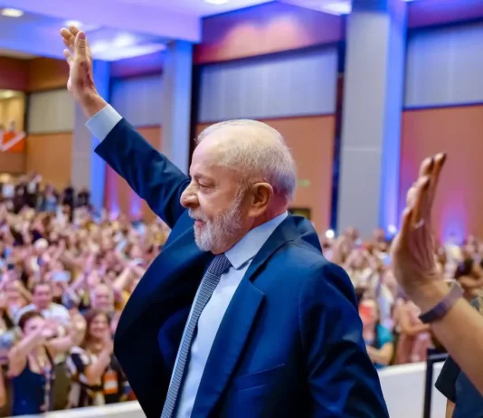 Governo Lula envia projeto para acabar com escala 6×1 e quer votação rápida no Congresso