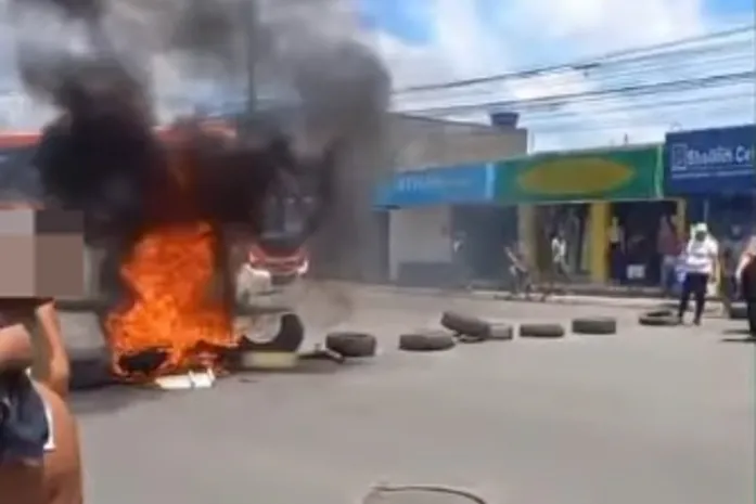 rs=w_697,h_465,i_true,cg_true,ft_cover