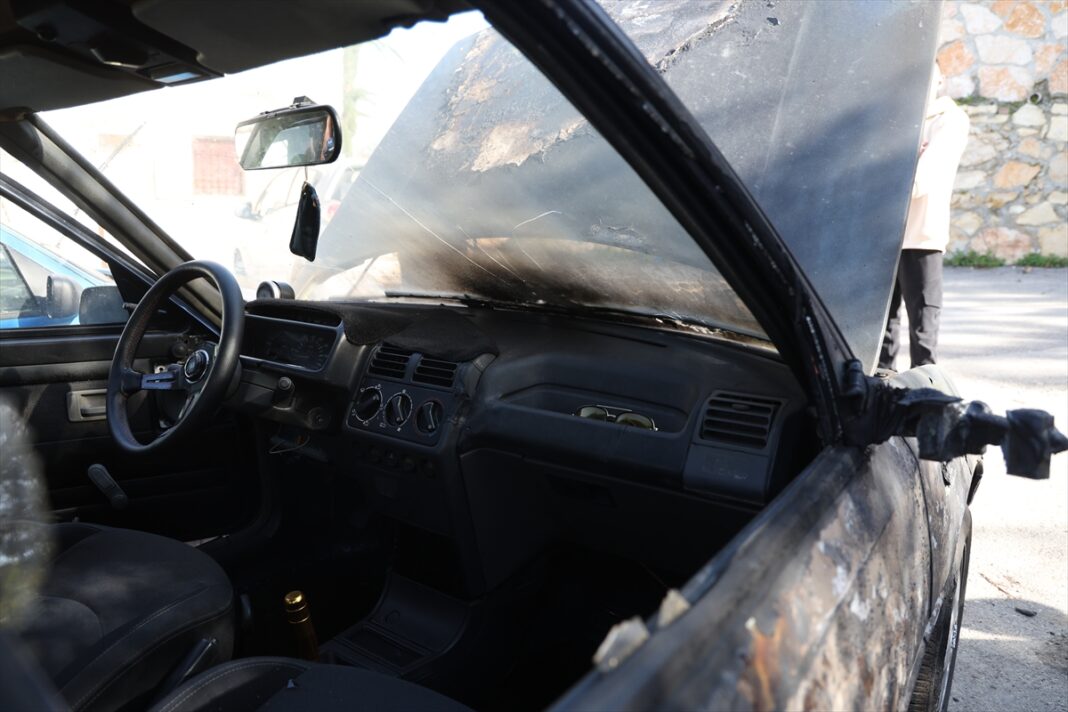 AA-20260108-40196735-40196723-ILLEGAL_ISRAELI_SETTLERS_ATTACK_PALESTINIANOWNED_VEHICLES_IN_JERUSALEM