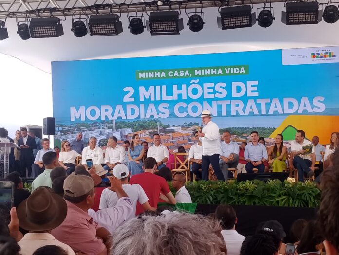 b00f243a-f119-405c-a162-885c04121ade