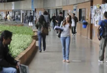 Governo recompõe orçamento para educação e ciência