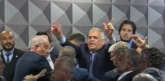 CPMI do INSS rejeita relatório que blindava bolsonaristas