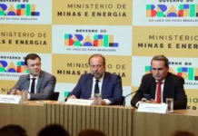 Governo cria subsídio para segurar preço da gasolina