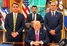 Aliança de FLavio Bolsonaro e Trump ameaça o Pix, que pode sofrer sanções dos EUA