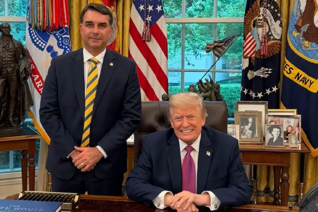 flavio-bolsonaro-e-donald-trump-1