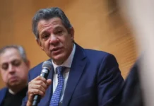 Para melhorar o atendimento, Haddad admite reestatizar a Sabesp