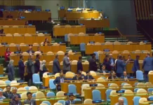 Brasil e dezenas de outros países deixam genocida israelense falando sozinho na ONU