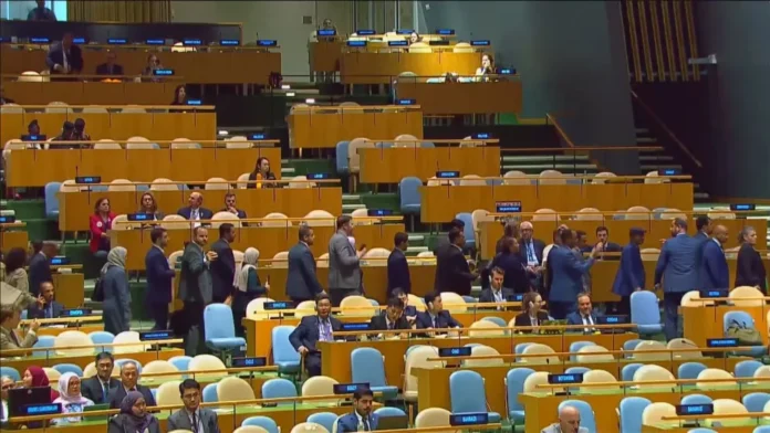 Delegacoes-deixam-plenaria-da-ONU-antes-de-discurso-de-Netanyahu-na-Assembleia-Geral