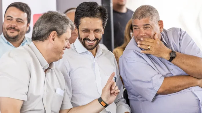 tarcisio-de-freitas-a-esq-ricardo-nunes-ao-centro-e-milton-leite-1715378569602v2900x506jpg-ec0d70cb