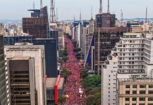 Lula encerra campanha juntando 2 milhões de pessoas na Avenida Paulista