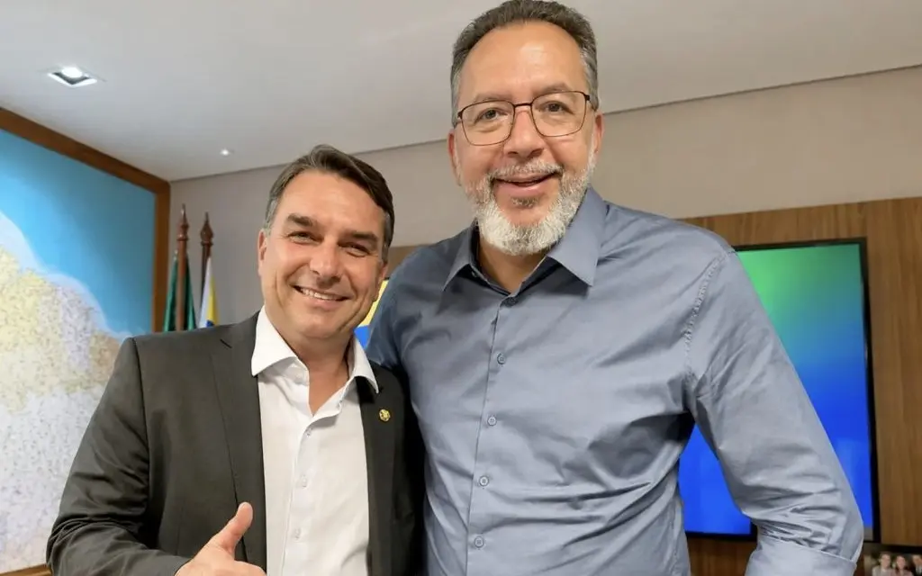 flavio-bolsonaro-e-marcio-canella-1024x696-1