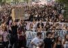 Estudantes e professores protestam na Grécia por mais recursos públicos