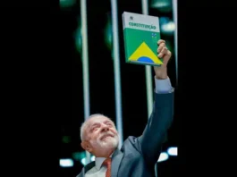 Lula promulga fim da escala 6×1 em sessão solene do Congresso